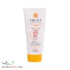 کرم ضد آفتاب رنگی و کنترل چربی بژ تیره تراست با SPF50+ برای محافظت از پوست و کنترل چربی